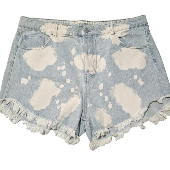 wild fable Pants - Wild Fable light wash bleach dye high rise cutoff denim shorts size 18